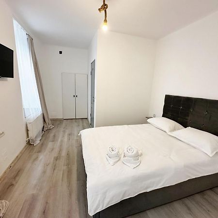 Michael Weiss Residence Braşov Buitenkant foto